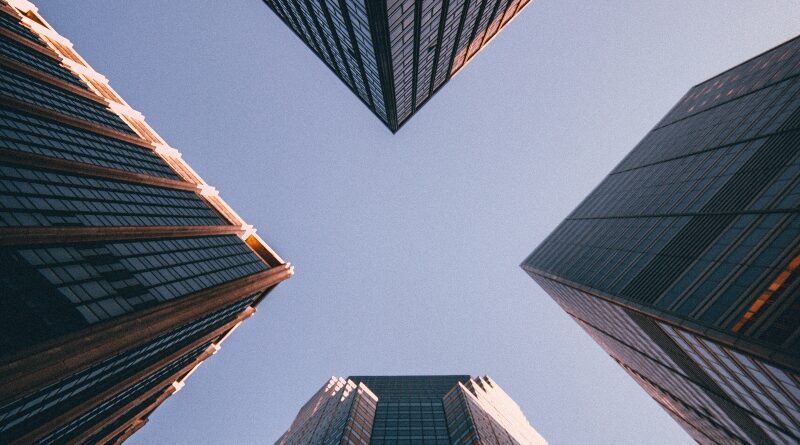 UK Big Four Audit Firms Face Problems: Data Leaks and Market Shifts